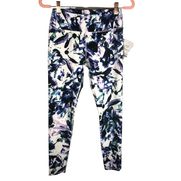 Fabletics Salar Define Mid Rise Legging Monarch Print Sz. XS NEW - Picture 4 of 10